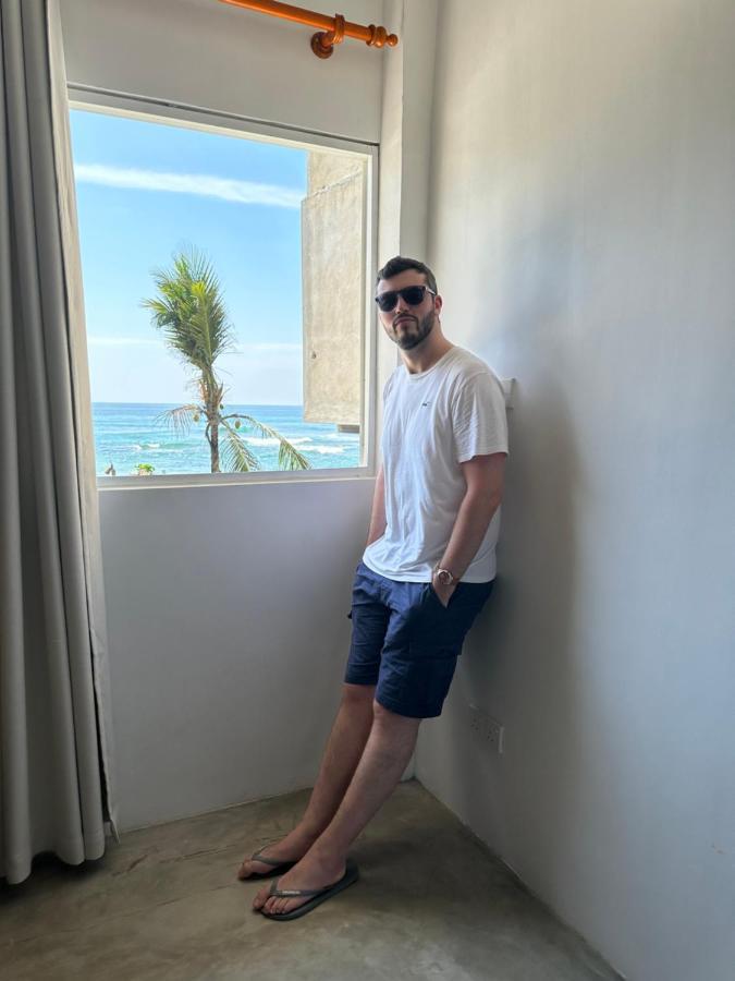 Dip N Doze Pansiyon Ahangama Dış mekan fotoğraf